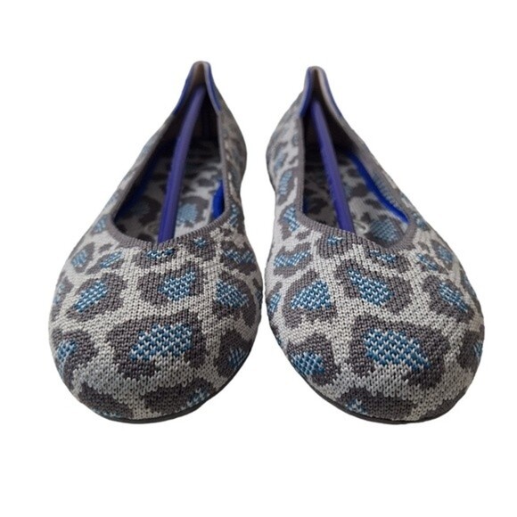 Rothys Size 6.5 Grey Spot Animal Print‎ The Flat Shoes - Picture 2 of 11